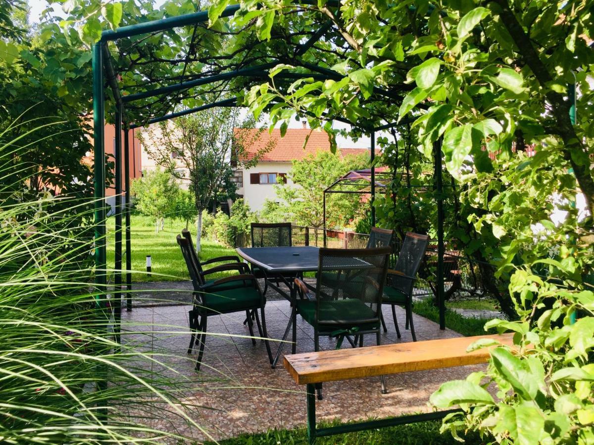 Apartment Garden Slunj Dış mekan fotoğraf